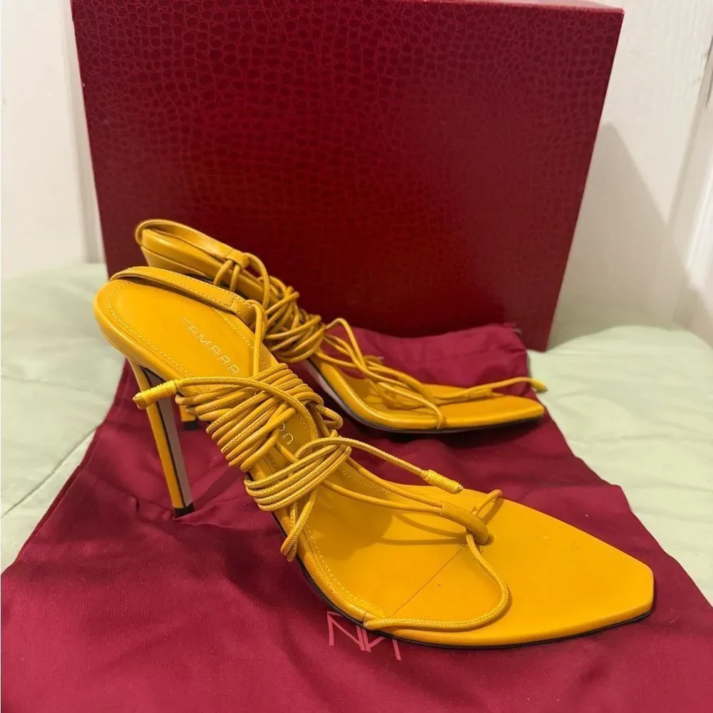 TAMARA MELLON Yellow Strappy Women's Sandals US-7.5 NWT
